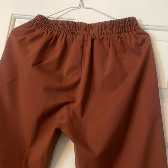 Rust/brown mid-rise pants — Perfect for Fall! - Picture 5 of 11